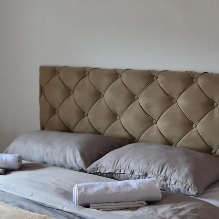 Hills House Tatil Evi *