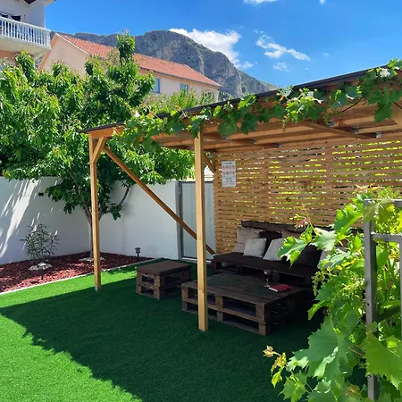 Nyaraló The Hills House Mostar