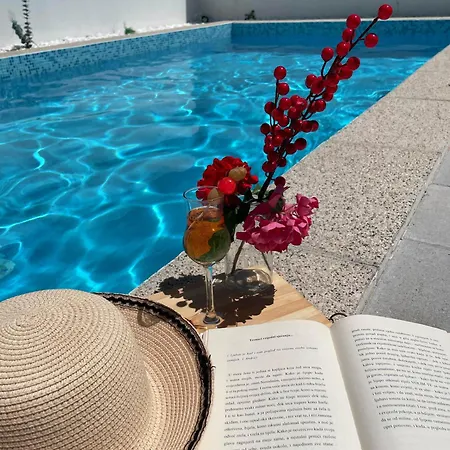 Semesterbostad Hills House