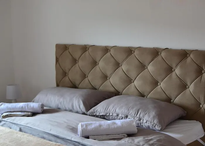 Hills House Semesterbostad *